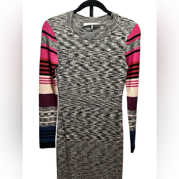 Trina Turk Dialogue Knit Dress size S - Picture 3 of 11